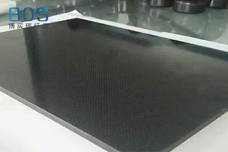 碳纤维医疗床板在应用中有哪些优势？