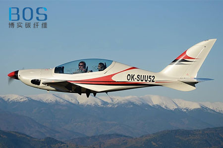 碳纤维复合材料在航空航天中的应用与优势分析