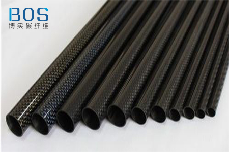 与金属材料相比，碳纤维制品成型有何不同？