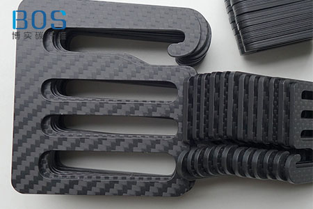 碳纤维材料与铝合金材料性能有哪些差异？